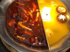 -湊湊火锅·茶憩(打浦桥日月光店)