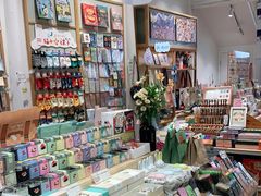 -猫的天空之城概念书店(杭州南宋御街店)