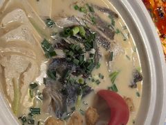 -川流不息·地道川菜·小龙虾(新松江路店)