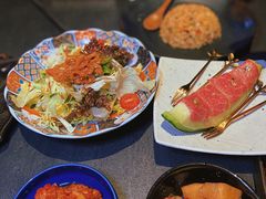 -铭牛烧肉·和牛海鲜自助(高新月牙湖店)