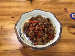红烧肥肠-传统菜农庄(皇姑路店)