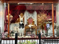 -秘密旅行Bonjour(黑金冠 江南西店)