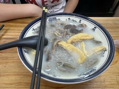 -鸭小妹鸭血粉丝(老门东店)