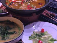 霹雳娇蛙-爱啤精酿·民谣酒馆(滨江店)