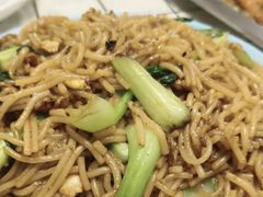 -顶峰夜宴·龙虾烧烤大排档(九江学院店)