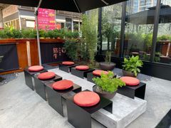 -铭牛烧肉·和牛海鲜自助(高新月牙湖店)