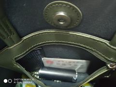 -名创优品(北京新中关购物中心地铁层店)