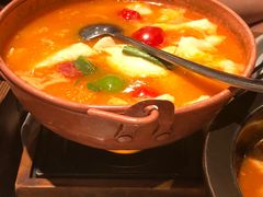 -云海肴·汽锅鸡·云南菜(天山百盛优客店)