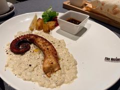 炭烤章鱼腿-Efes Turkish & Mediterranean Cuisine 艾菲斯餐厅(陆家嘴店)