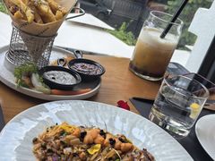 -Mark&Mars Restaurant