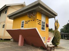 -倒立小屋