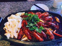麻辣小龙虾-疯鱼军团·正宗烤鱼(红山店)