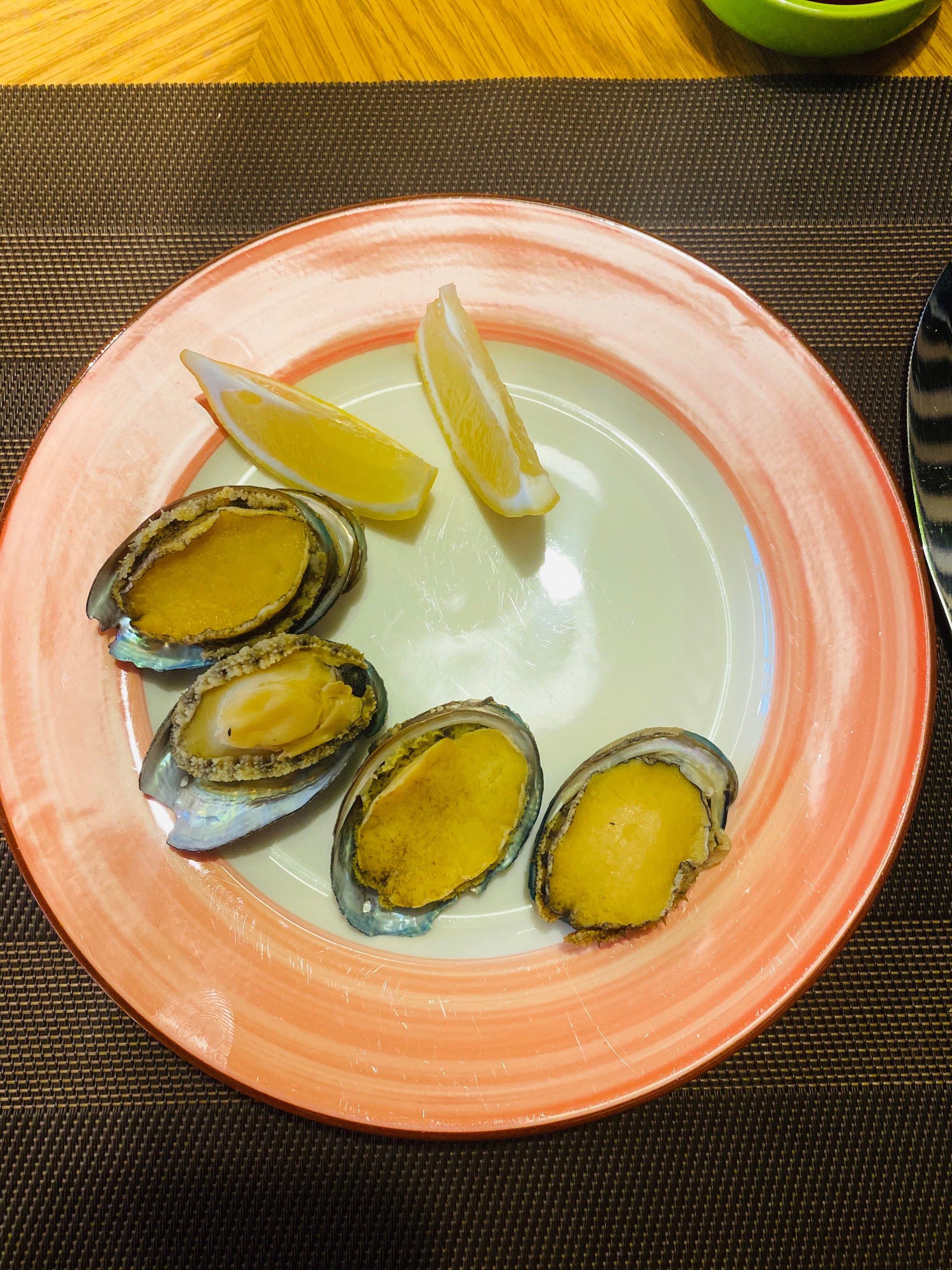 白云南湖假日酒店有性价比很高的自助餐啦!