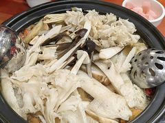-菌之家·专业纯野生菌火锅·特色炒菌