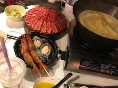 -鲜入围煮花胶鸡海鲜火锅
