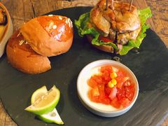 双片鹅肝汉堡-HIGH FIVE哈福手工汉堡(桂林路店)