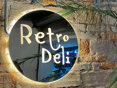 -Retro Deli