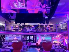 -巴特餐饮6加1音乐餐吧·新疆菜