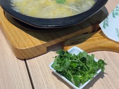 -康文福葱花饼砂锅铺(大奥莱店)