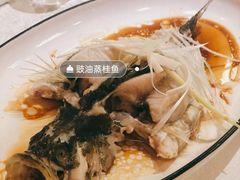 清蒸鲑鱼-梅龙镇酒家(南京西路总店)