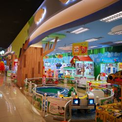 -莫莉幻想儿童乐园(三河燕郊永旺店)