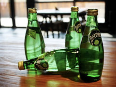 perrier充气天然矿泉水-星巴克(天津有巢公馆店)