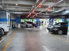-盒马X会员店(王府井奥莱UP TOWN店)