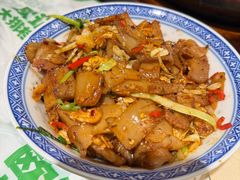 炒景德碱水粑-欧记大排档·景德菜(上海首店)