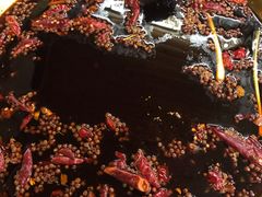 牛油紅锅（大）-好汉锅园林秘制老火锅 柴火霸王鸡(金沙店)