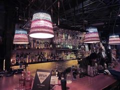 -城墙外BAR