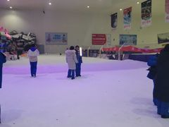 -重庆际华园室内极限运动中心