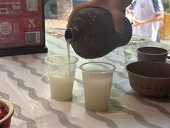 -肥肥虾庄·金牌油焖大虾(首义路店)