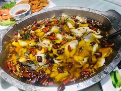 -鑫巴蜀小镇 · 水煮鱼专研店(玉桥店)