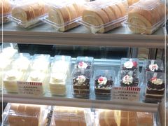 -红宝石·鲜奶小方·海派西点房(南翔店)