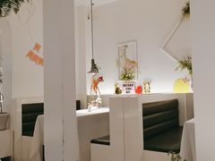 -春树下·树屋花房西餐厅(罍街AS1980店)