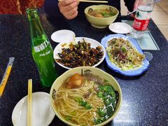 -十二忠手拉面(五福店)