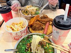 -柳州肥姨妈大骨螺蛳粉(万达中心店)