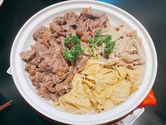 招牌卤羊肉-唐河王记·南阳民间菜(国基路店)