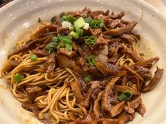 -佬钱湾仔(衣裳街店)