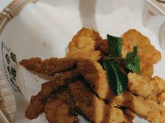 -渔语鱼酸菜鱼新川菜(来福士店)
