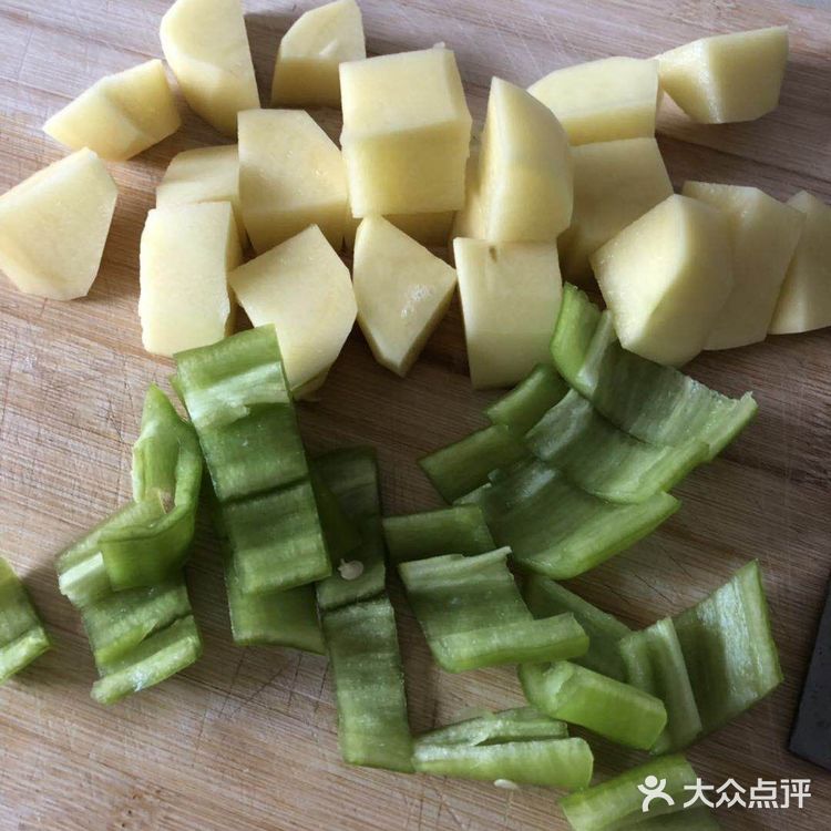 对于一个不会做饭的人来说，有料包是最棒的啦