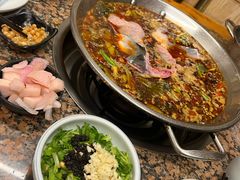 -小饕荟雅安贡椒鱼鲜馆(广福桥店)