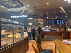 面包甜点陈列柜-红跑车(滨湖银泰店)