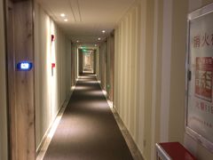 -魔尔公寓(广州动物园地铁站店)