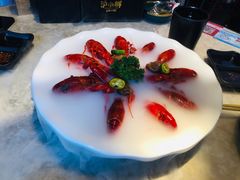 冰镇小龙虾-沪小胖小龙虾(淮海中路旗舰店)