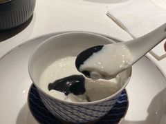 芝麻糊双皮奶-炳胜私厨(万象前海店)