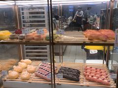 -奈雪的茶(亨特国际广场店)