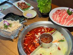 -佬土鹅肠火锅(解放路店)