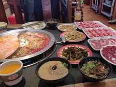 -沸炉重庆老火锅(军事博物馆店)