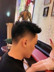 -东方先生国潮男士理发馆